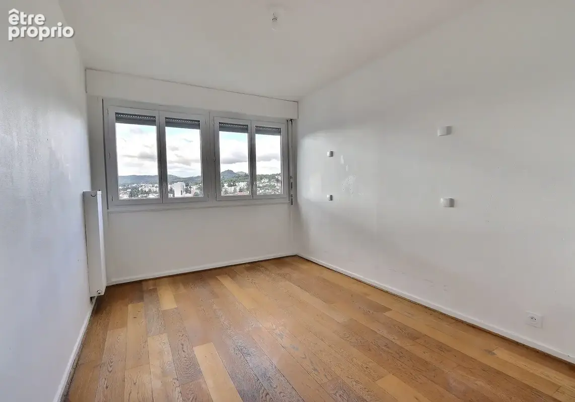 Appartement 4 pièces 84 m² à vendre à Clermont-Ferrand (63000) - photo 7