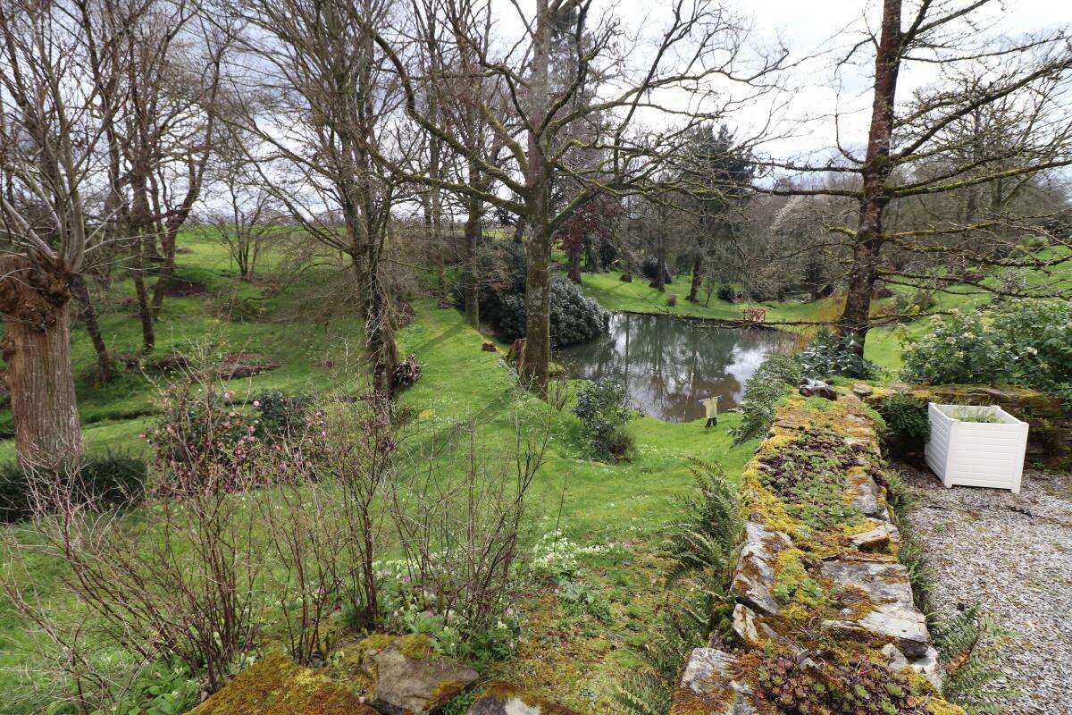 Maison à CARHAIX-PLOUGUER