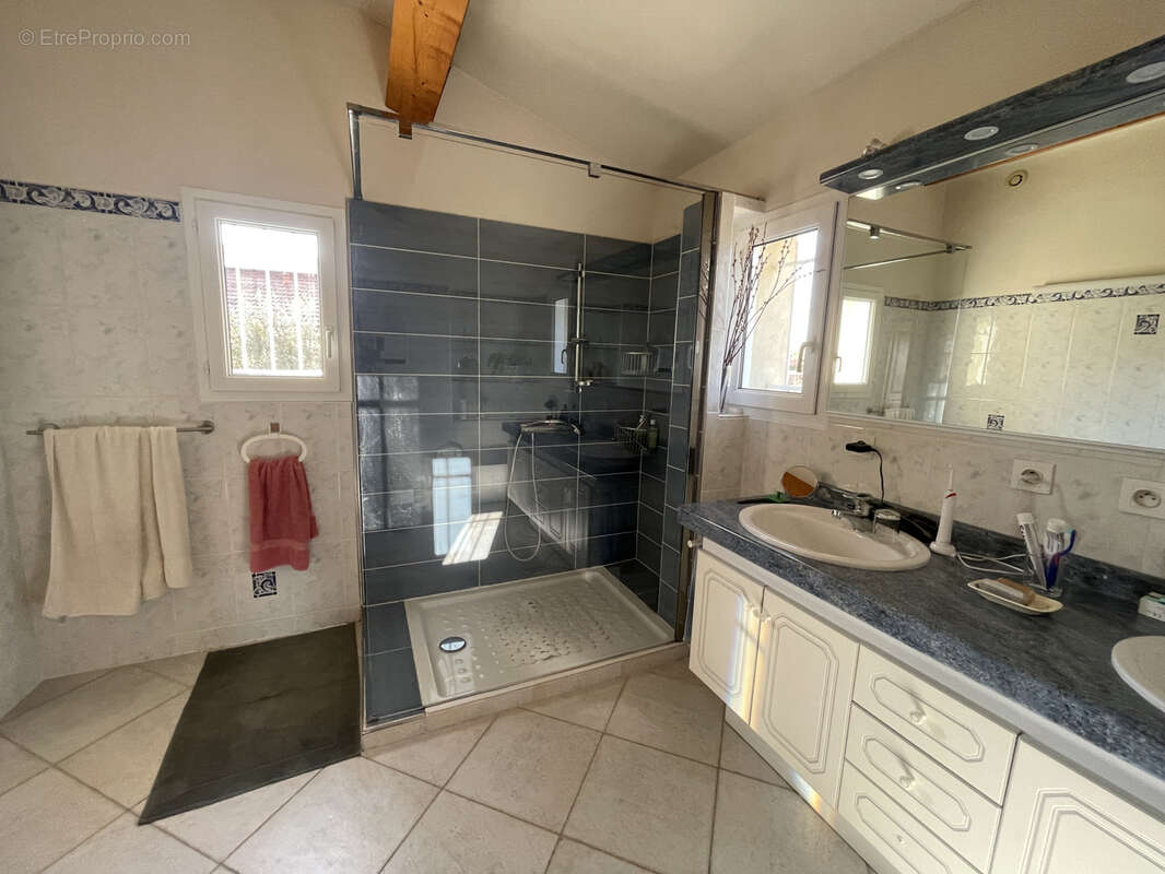 Maison à VAISON-LA-ROMAINE