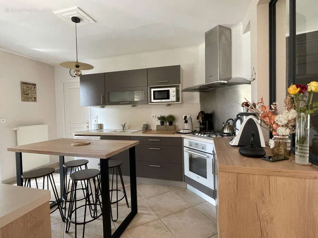 Maison à MONTFORT-LE-GESNOIS