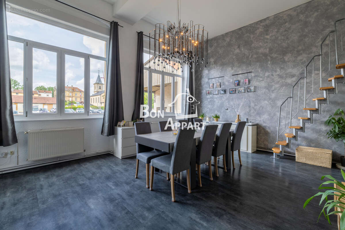 Appartement à HOMECOURT