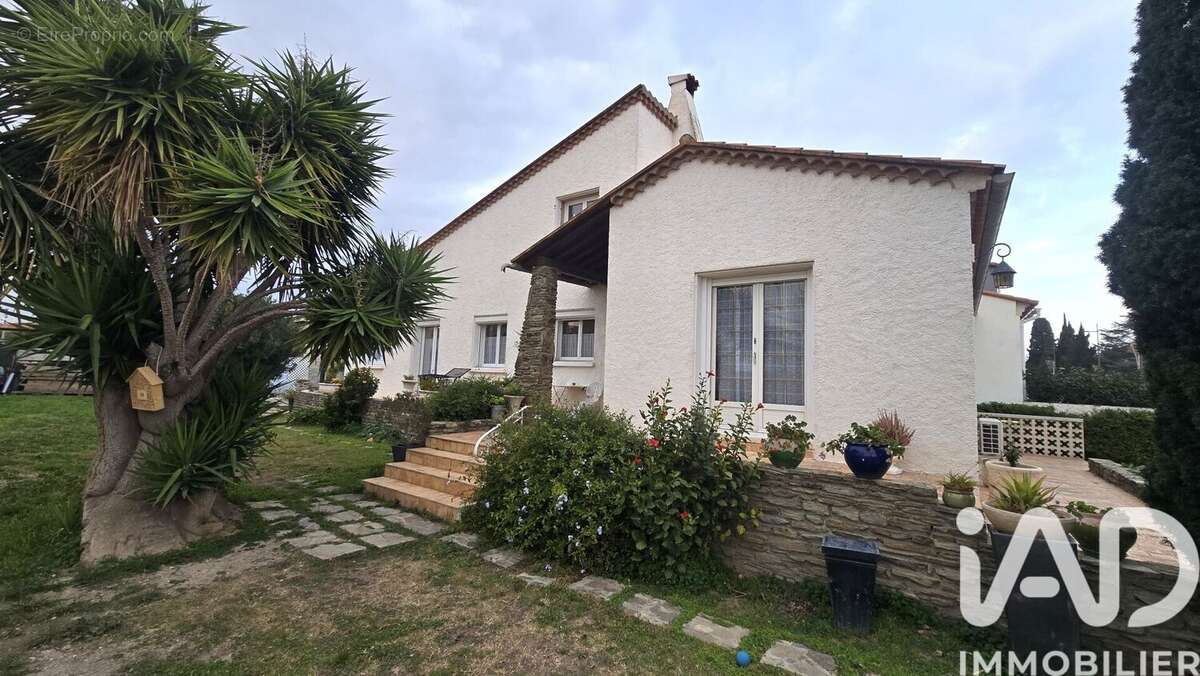 Photo 2 - Maison à SAINT-LAURENT-DE-LA-SALANQUE