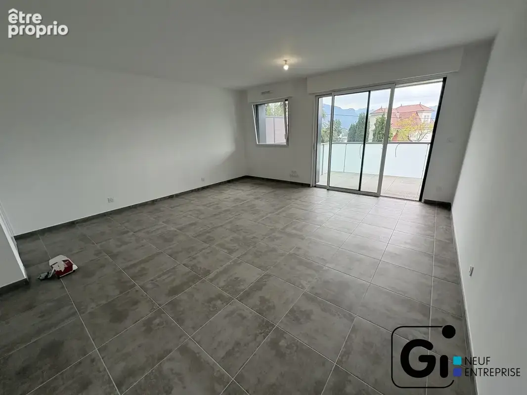 Appartement 2 pièces 47 m² à vendre à Chambery (73000) - photo 2