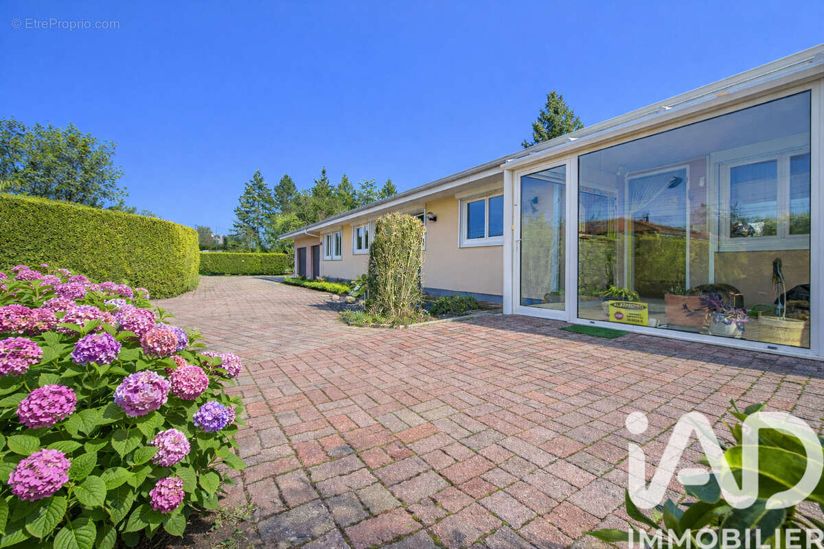 Photo 2 - Maison à VERDUN