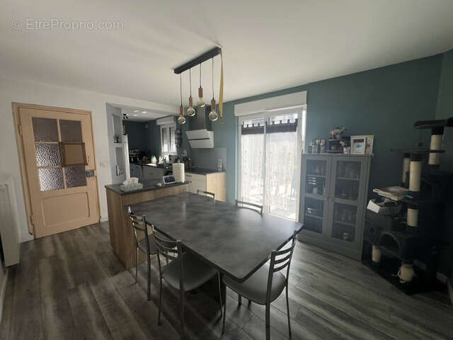 Belle maison rénovée spacieuse avec dépendances et terrain à Salmbach - photo 5
