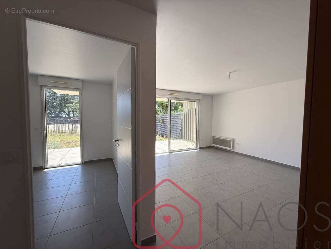 Appartement à FREJUS