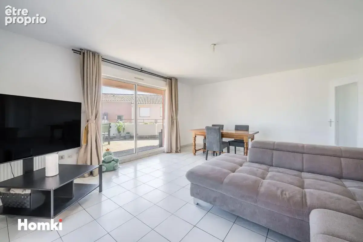 Appartement T4 de 92 m² à Montpellier 34080, Place François Mansart - photo 3