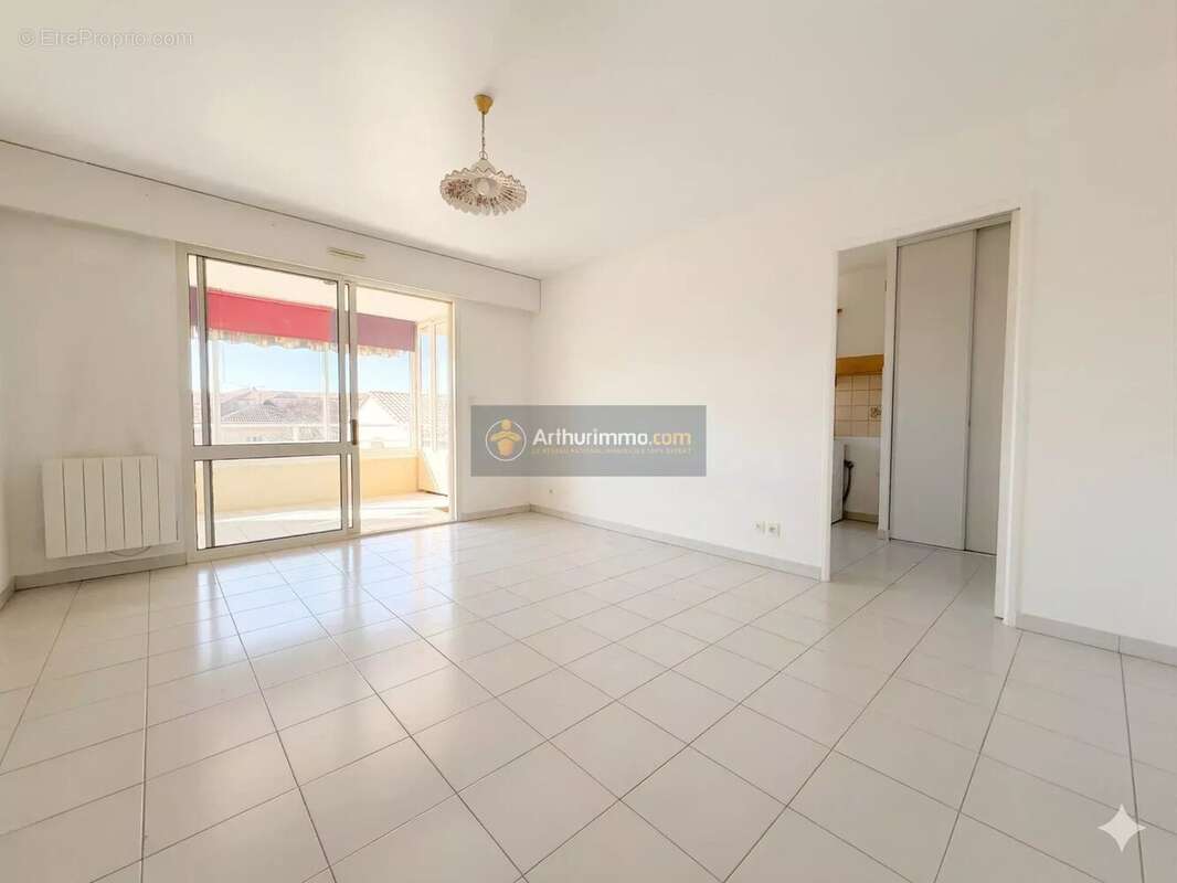 Appartement à FREJUS