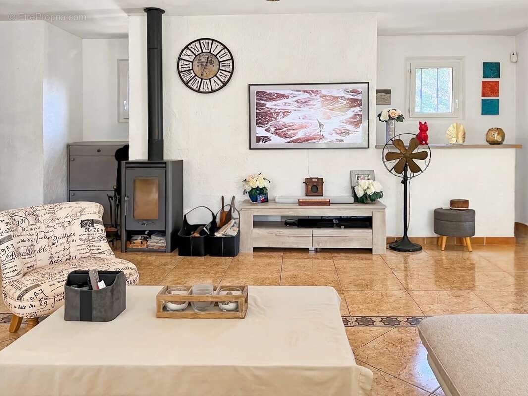 Maison à ROQUEFORT-LES-PINS