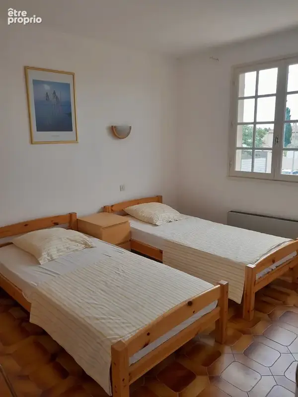 Maison t5 avec piscine, dependance et garage - photo 9