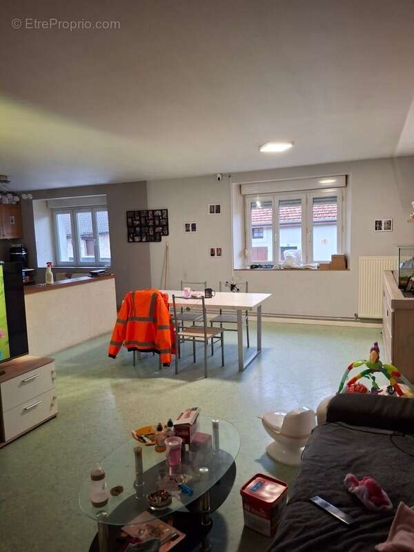 Appartement à MONTIERS-SUR-SAULX