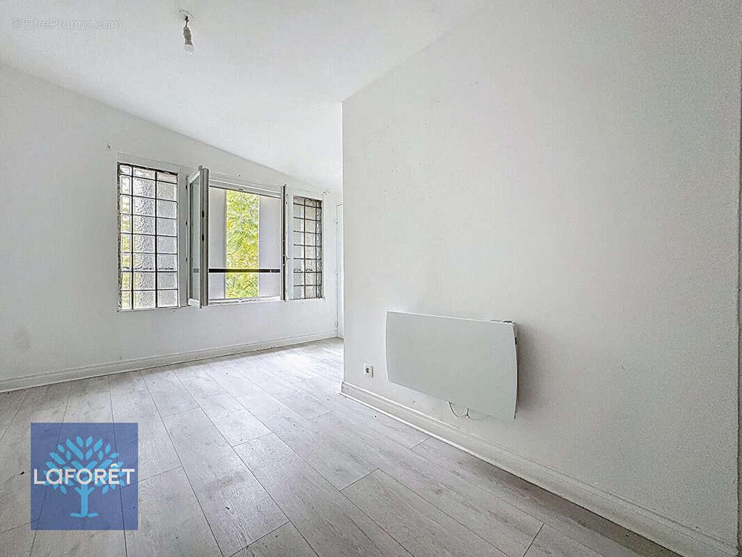 Appartement à DAMMARIE-LES-LYS