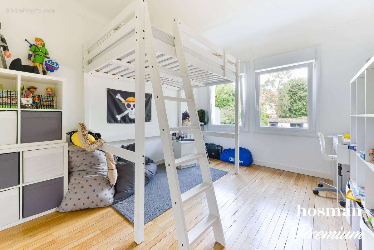 Coup de coeur ! Maison de 200 m2 (290 m2 au sol), 5 chambres, terrasse, jardin et garage - Quartier Blanche de Castille / Rond p - photo 11