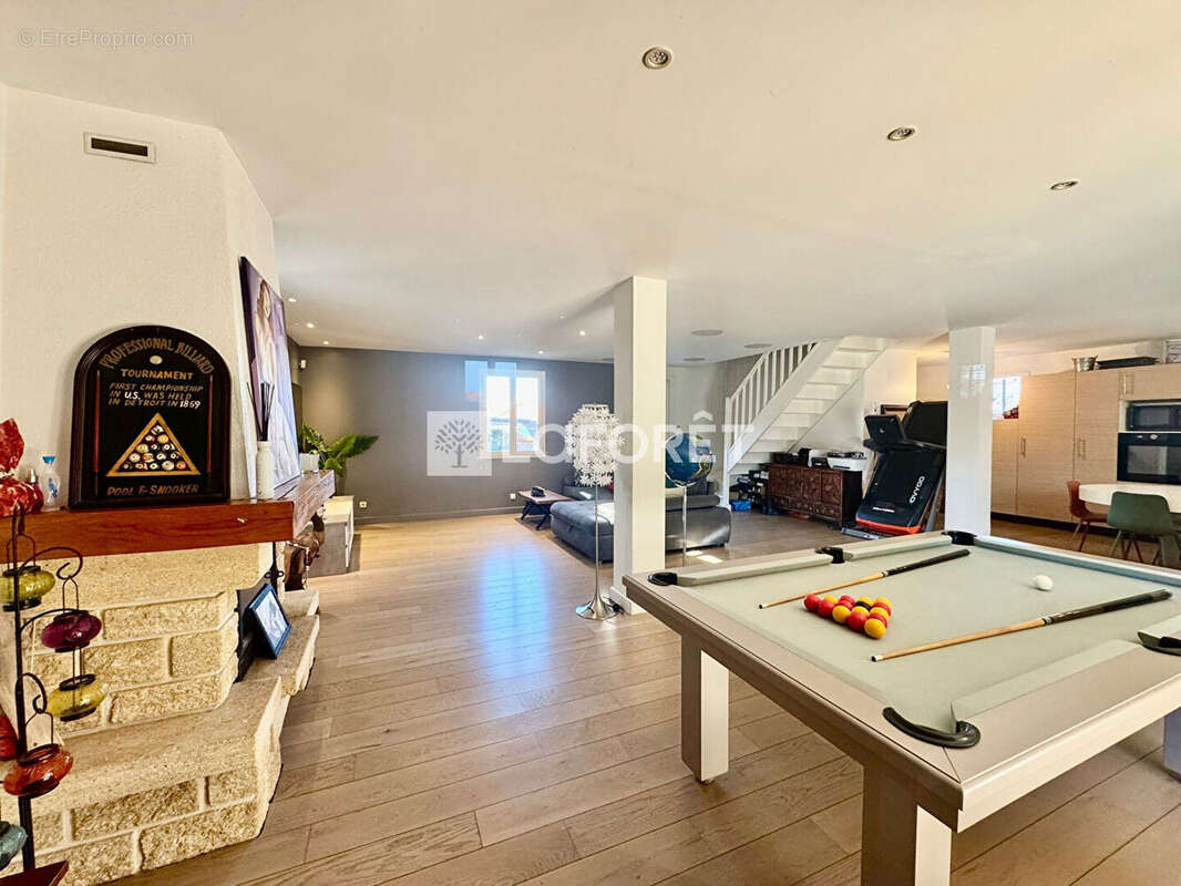 Maison à VILLENEUVE-DE-LA-RAHO