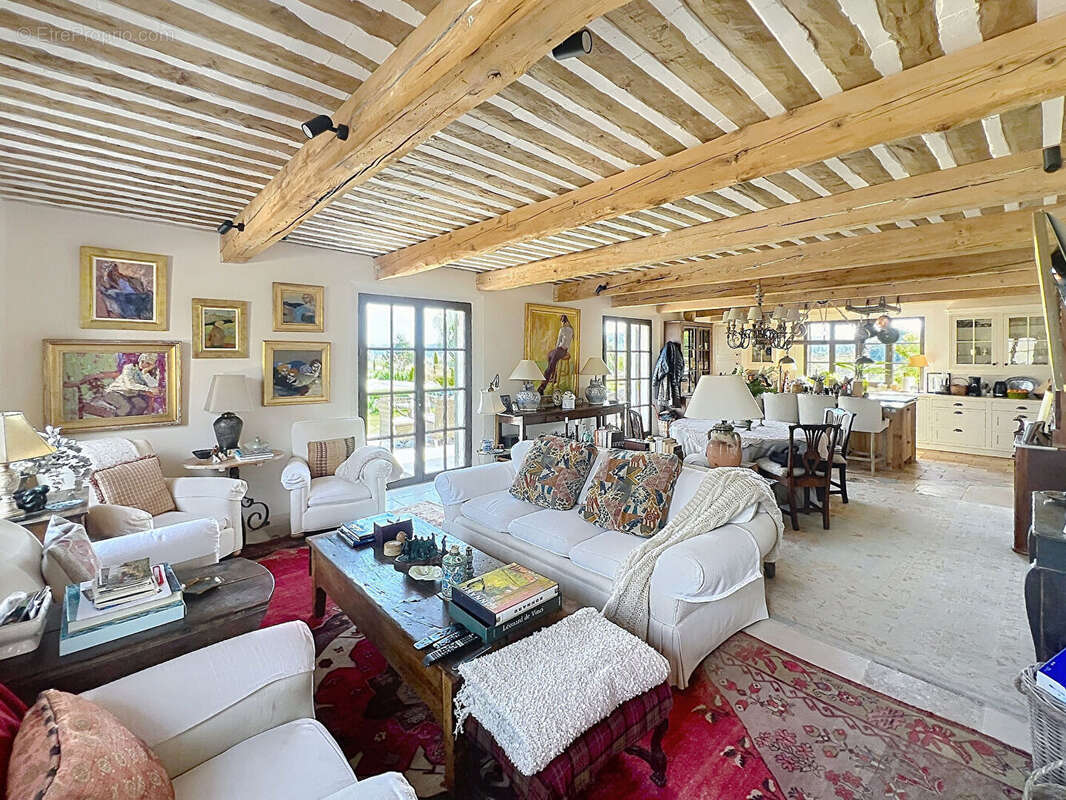 Maison à ANSOUIS