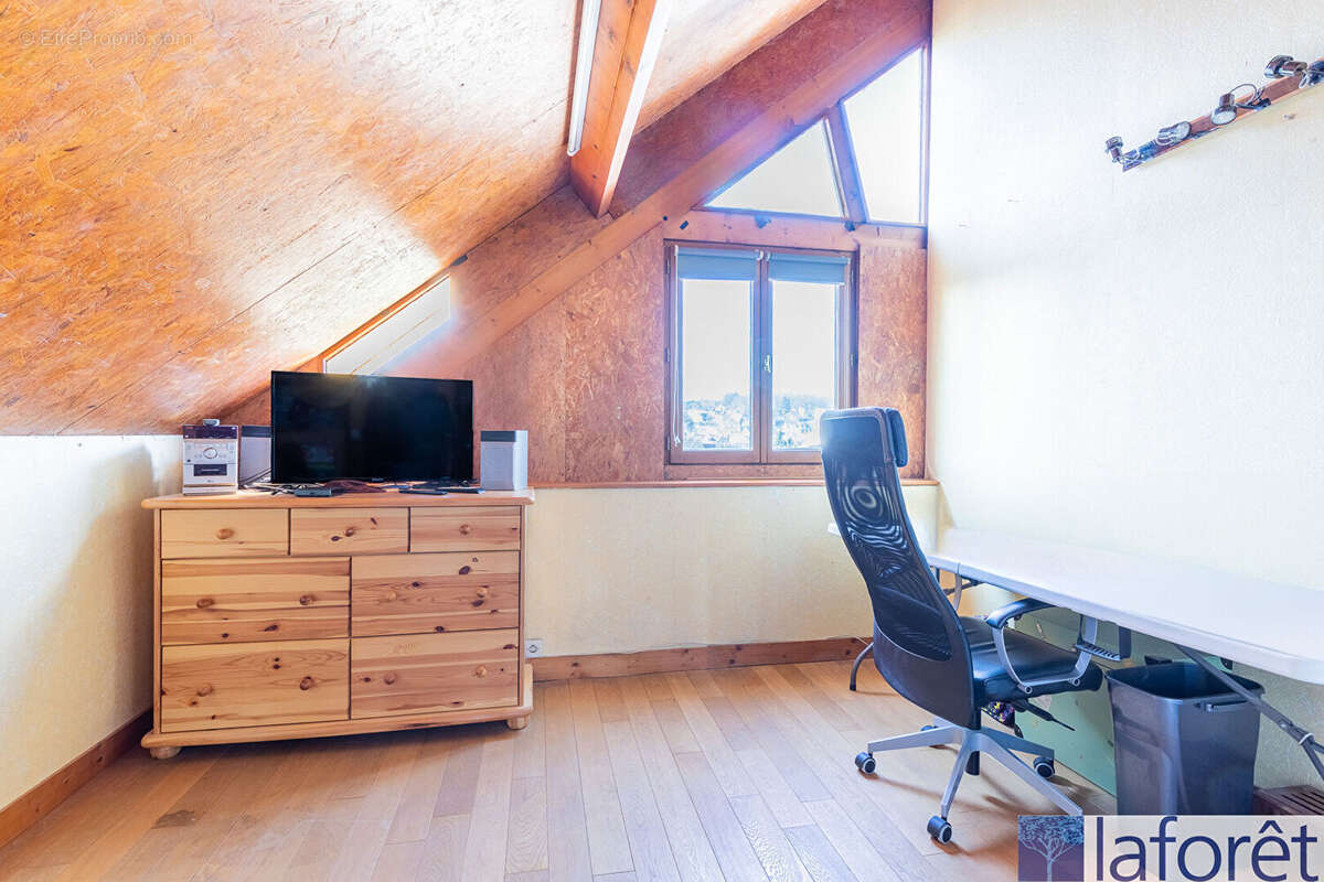 Maison à BALLAINVILLIERS