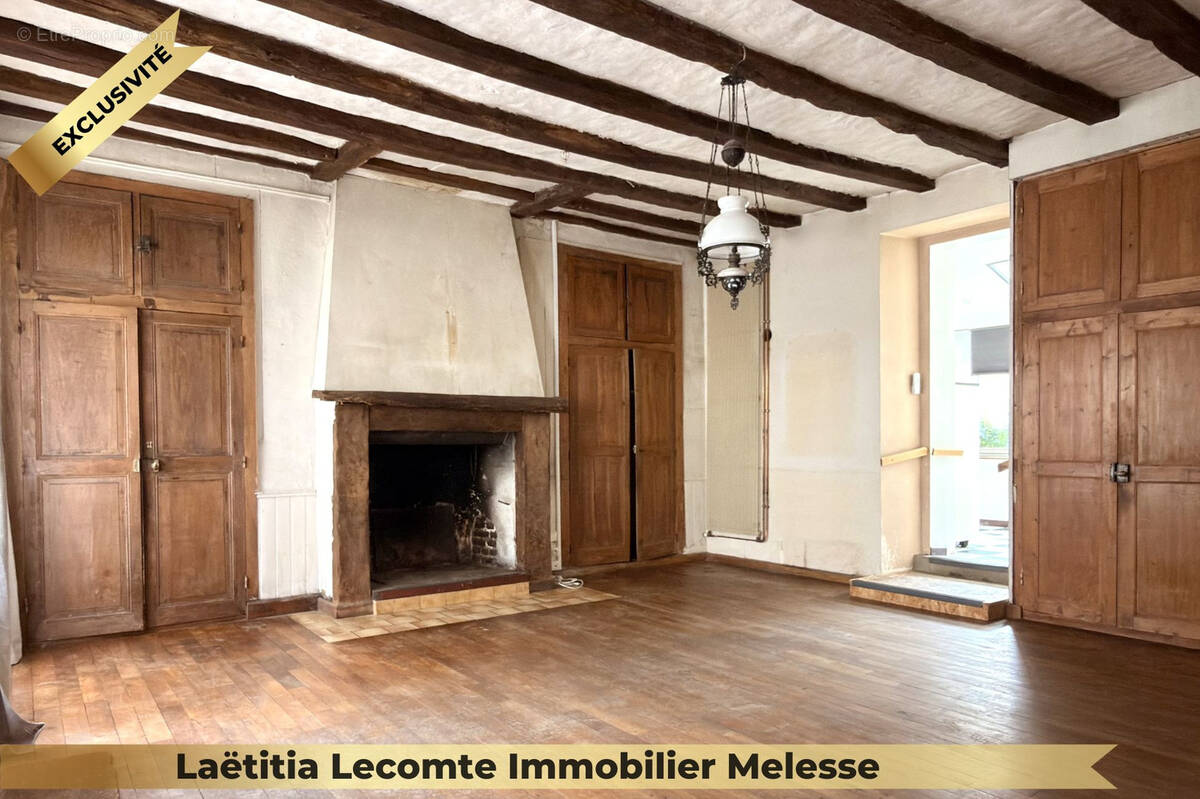 Maison à MELESSE