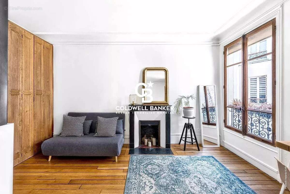 Appartement à PARIS-7E