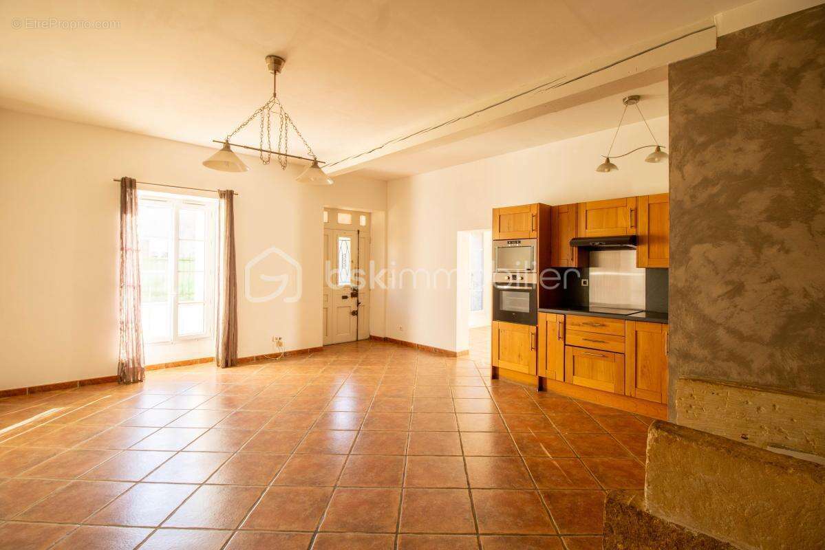 Maison à MARGUERITTES