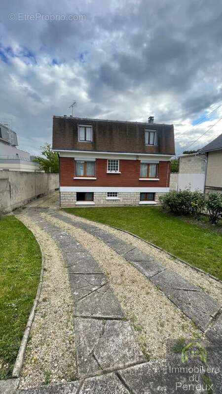 Maison à NEUILLY-PLAISANCE