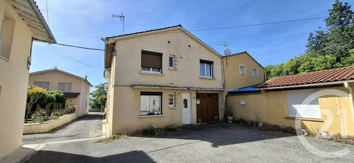 Maison à MONTANS