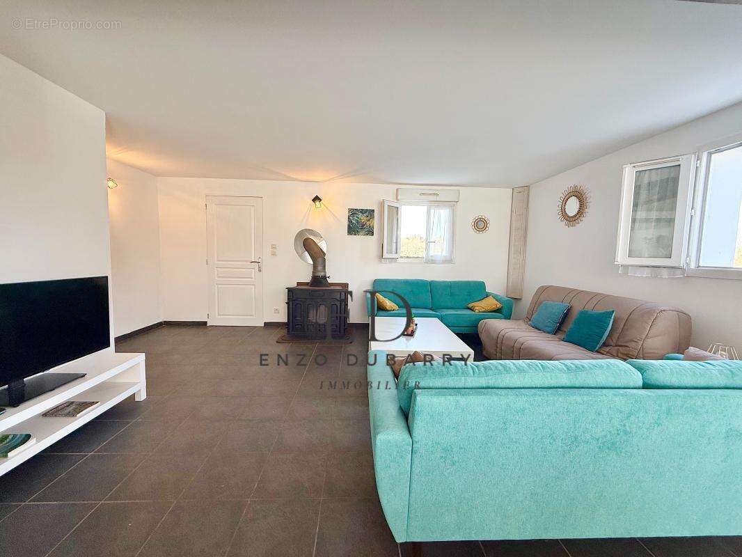 Maison à BASSUSSARRY