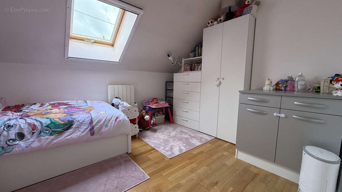 Maison à VILLIERS-SAINT-FREDERIC