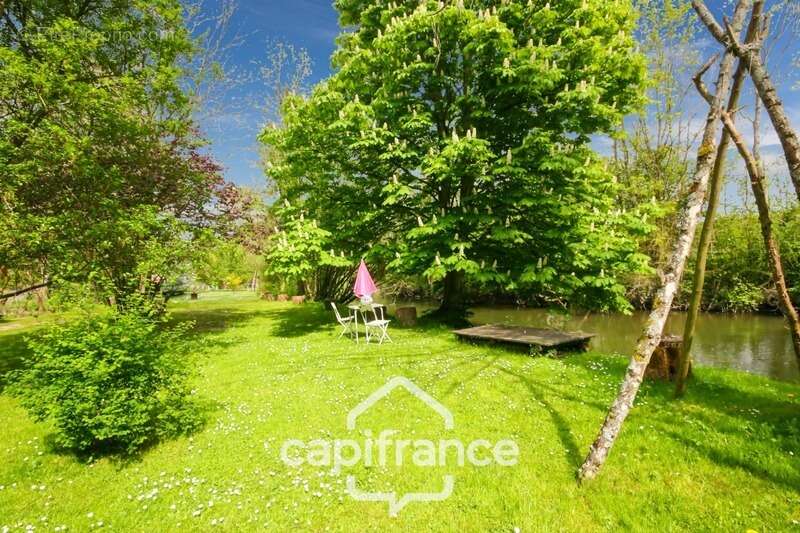 Proche SAINT-QUENTIN (02) : terrain de loisir 3200 m² au bord de l’Oise avec Chalet et potentiel locatif - photo 3