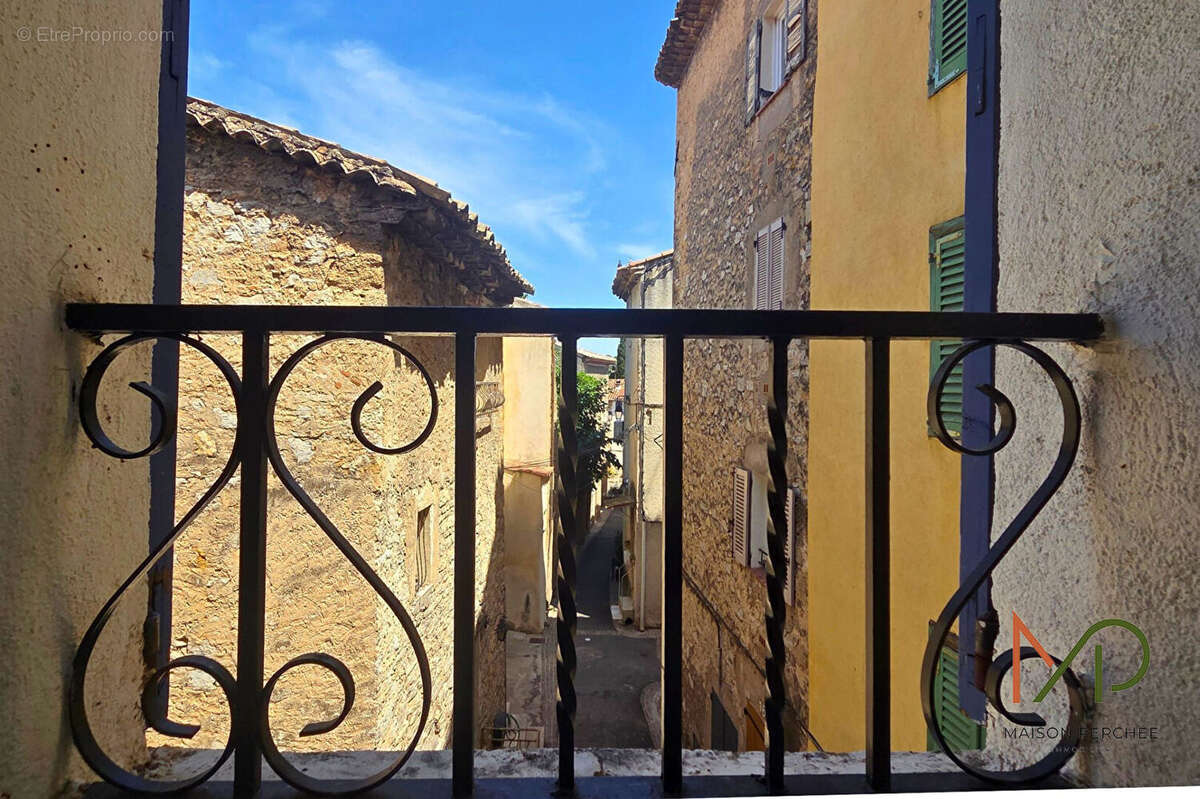 Maison à TRANS-EN-PROVENCE