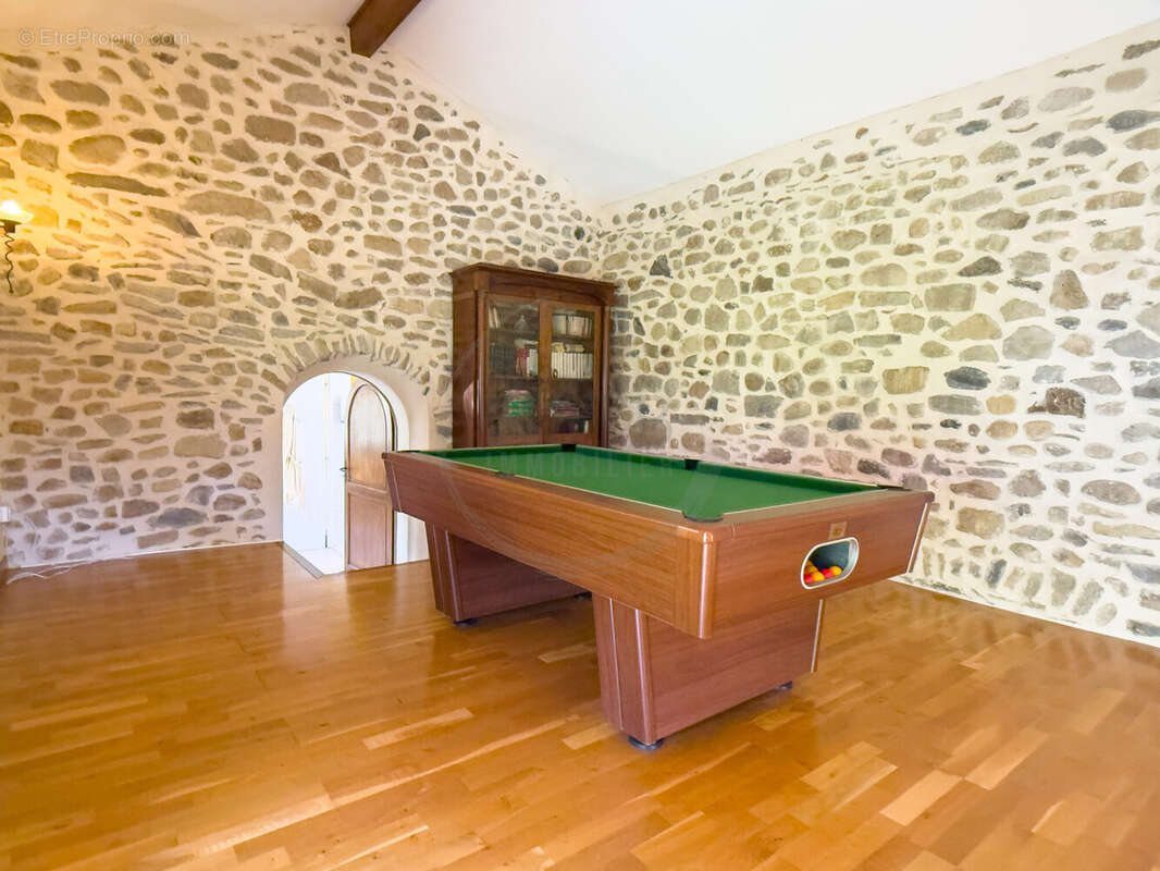 Maison à ROMPON