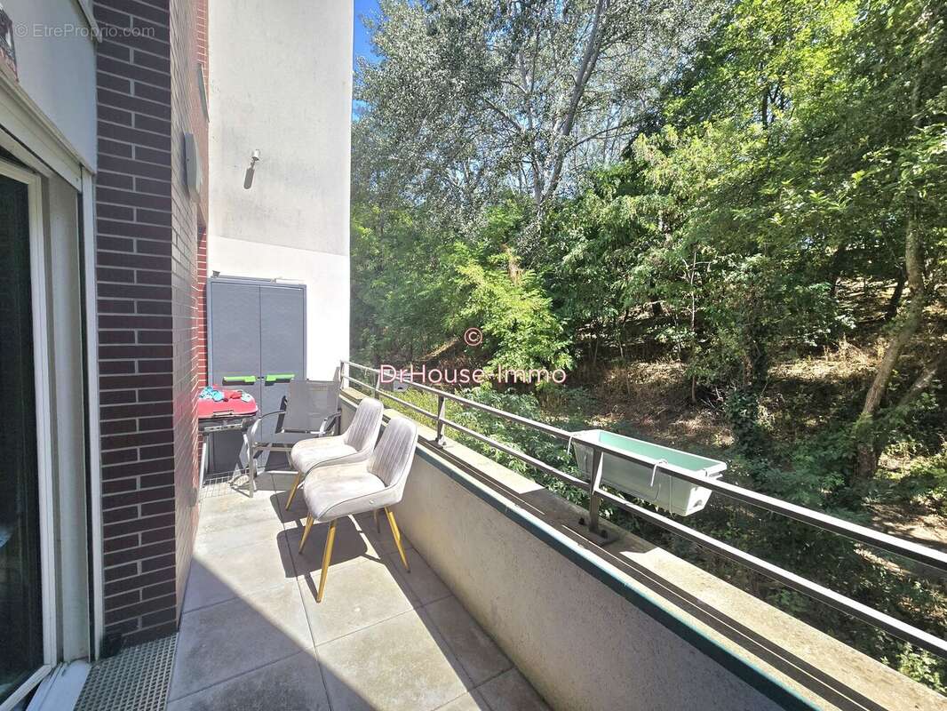 Appartement 4 pièces 86 m² à vendre à Stains (93240) - photo 9