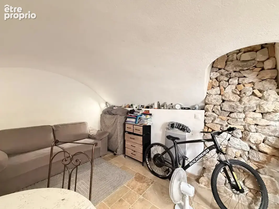 Deux pièces atypique Vieil Antibes - photo 8