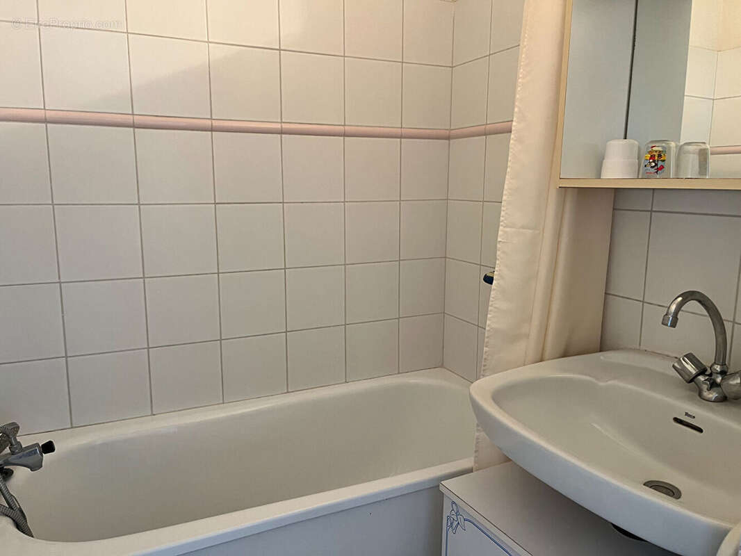 Appartement à VAUX-SUR-MER