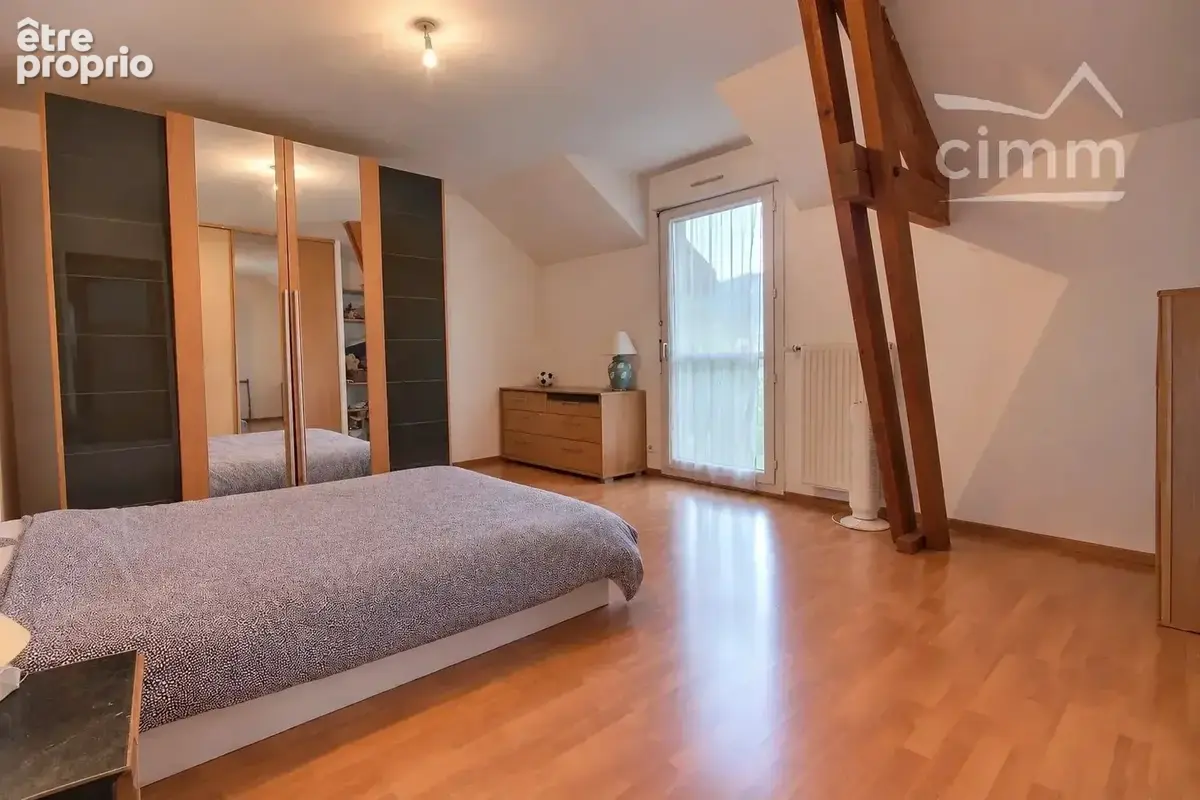 Spacieuse maison familiale de 177 m² avec piscine et dépendances - photo 11