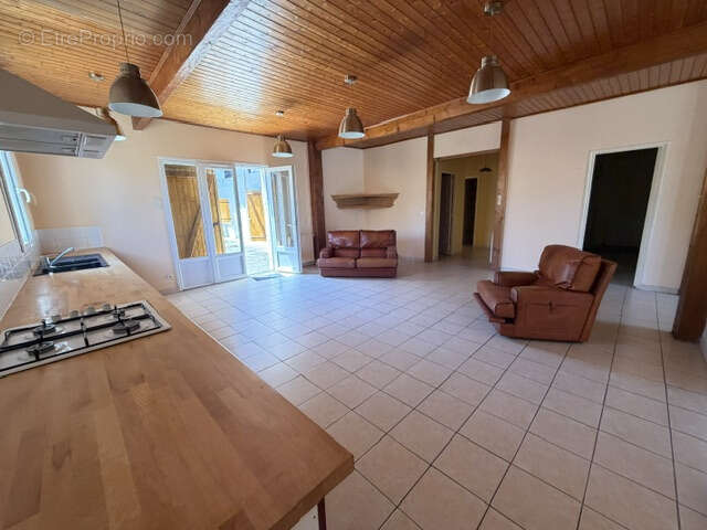 Maison à SAINT-AIGULIN