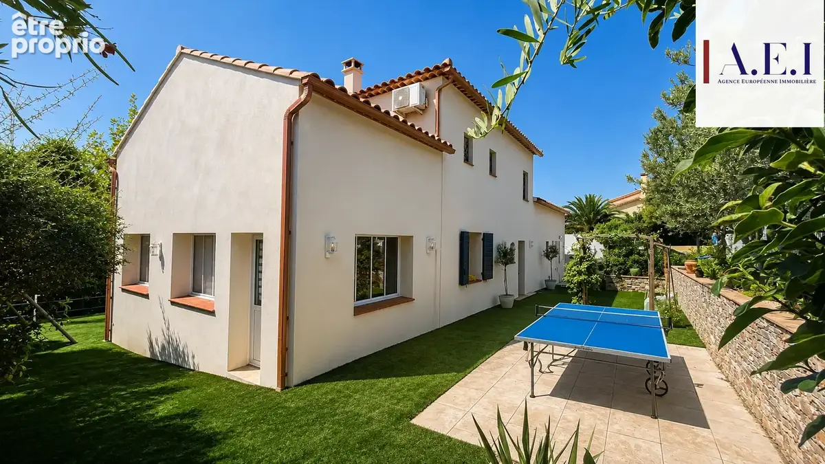 Six-Fours-les-Plages   Propriété provençale de 273 m2 avec piscine & garage - photo 27