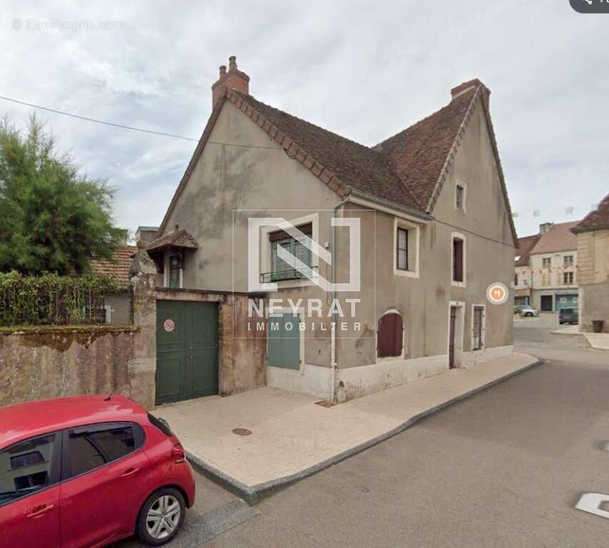 Maison à ARNAY-LE-DUC