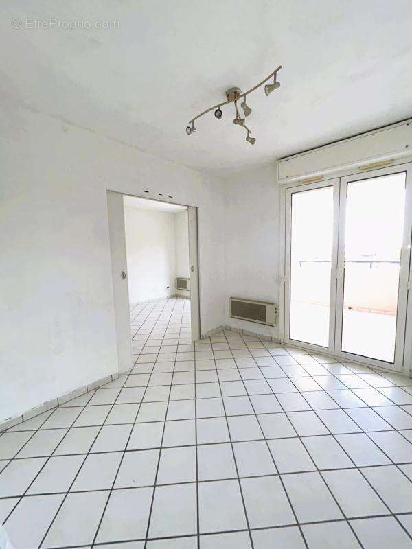 A vendre 2 P 40 m² avec terrasse 16 m² au calme absolu - photo 5