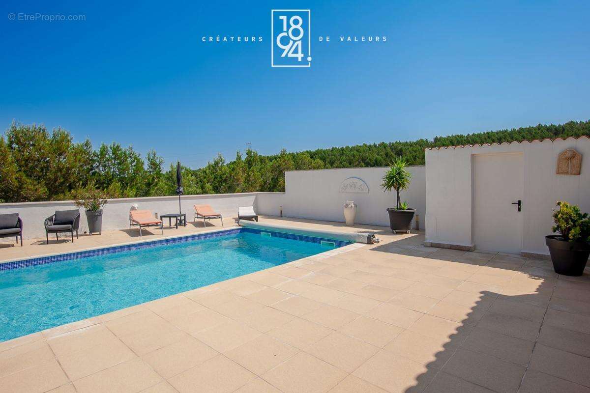 Maison traversante T4 de m² sur 110m² de terrain avec piscine, pool house et garage – Secteur Chantegrive - photo 3