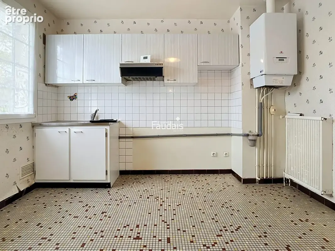 Maison 5 pièces 80 m² à vendre à Monthuchon (50200) - photo 4