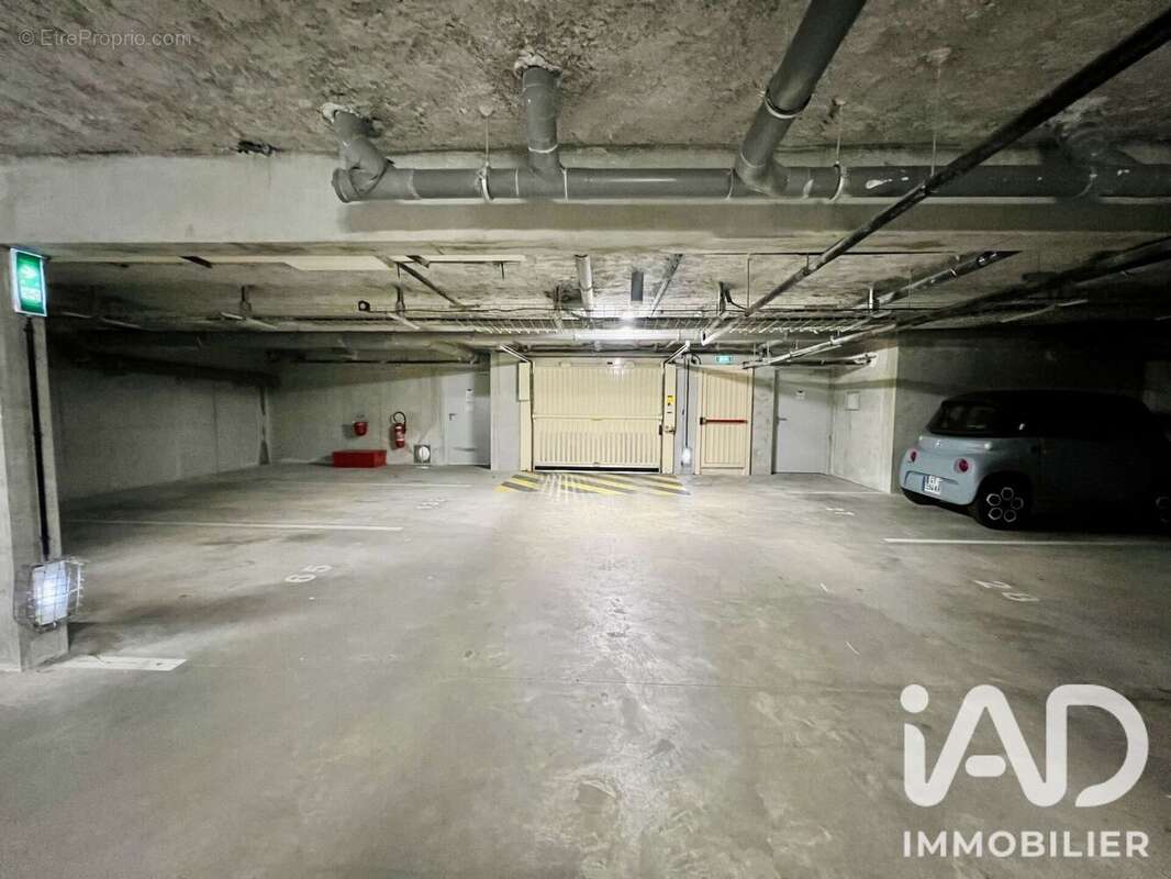 Parking 25 m² à La Rochelle  - photo 7