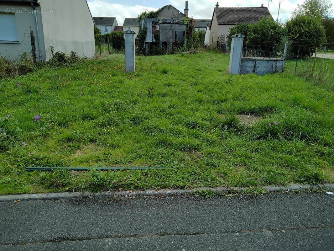 Terrain à DEOLS