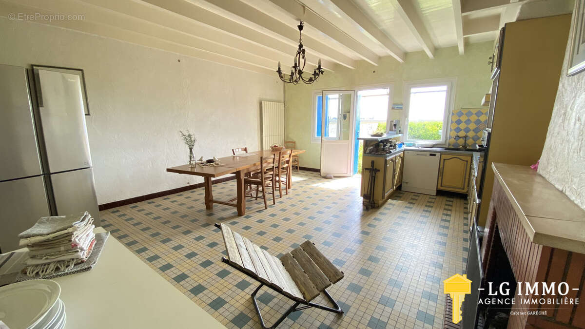 Longère avec dépendances, garages 300 m2, jardin, proche estuaire - photo 29