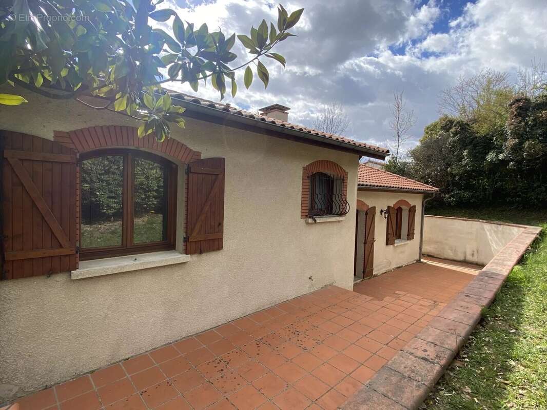 Maison à DREMIL-LAFAGE