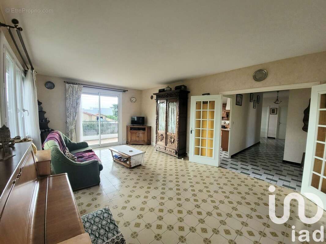 Photo 5 - Maison à MABLY