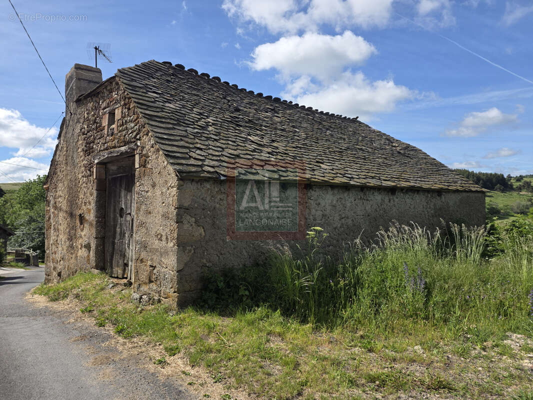 Maison en pierres à rénover - photo 2
