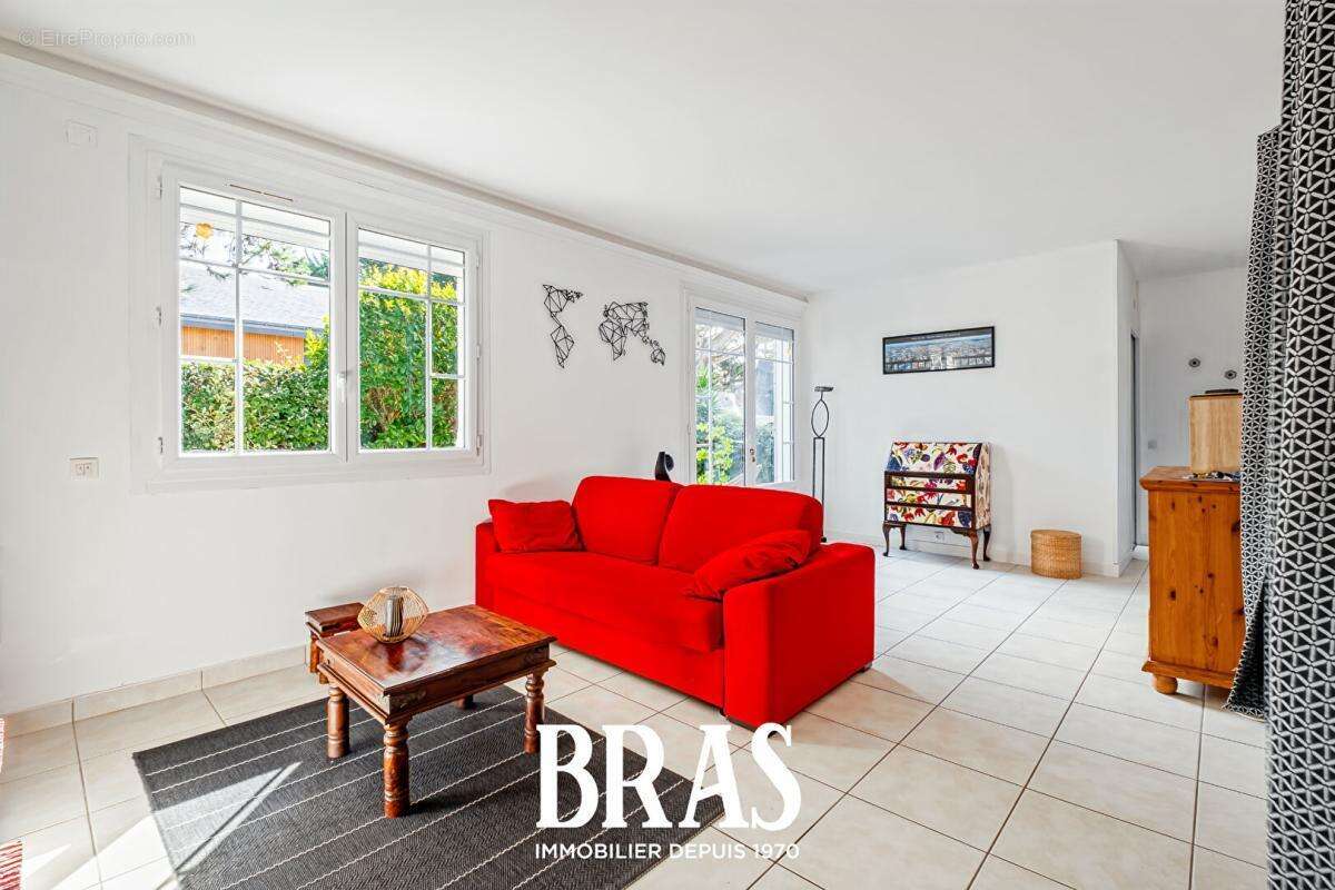 Maison à LE POULIGUEN