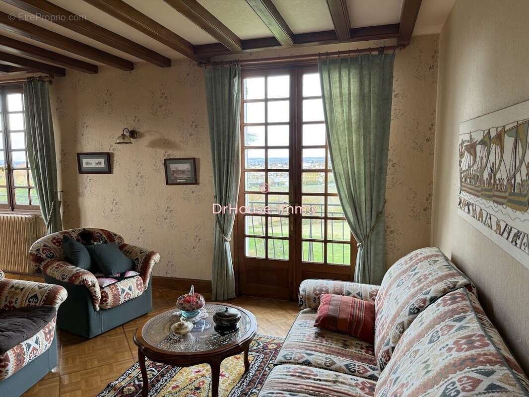 Maison à CHATELLERAULT