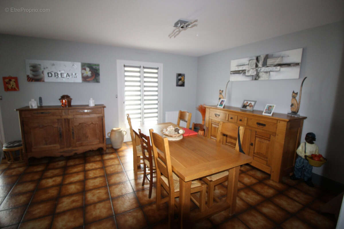 Maison 102 m² à Chassenon  - photo 4