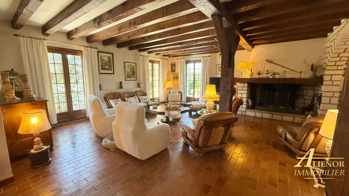 Maison à CHANCELADE